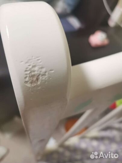 Детская кроватка с маятником и ящиком