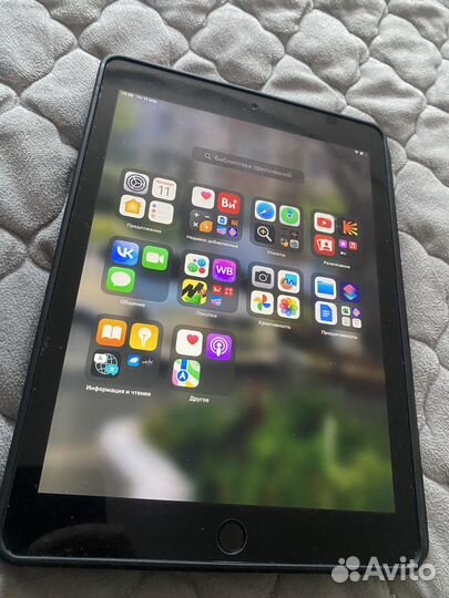 Планшет Apple iPad (2018), RU, 32 гб, Wi-Fi