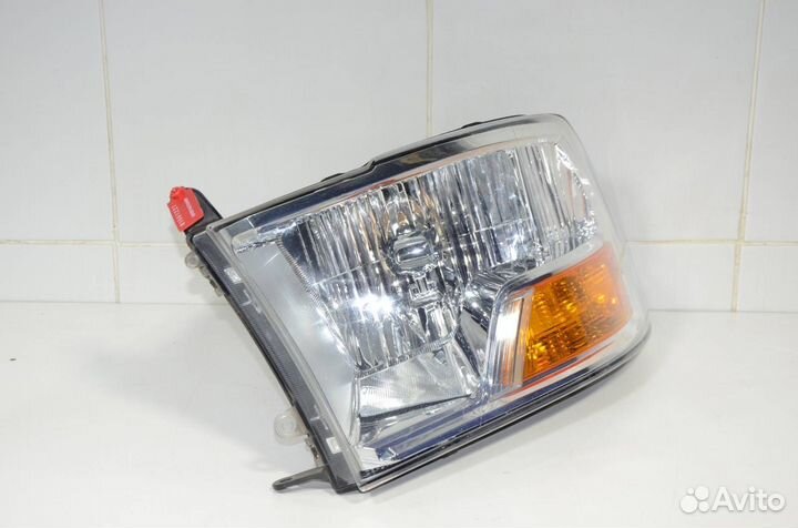 Фара передняя левая Dodge Ram DJ/DS 4.7 2011