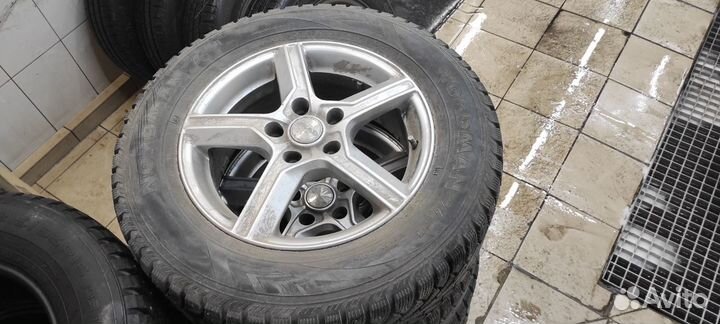 Nokian Tyres Nordman 4 215/65 R16 102T