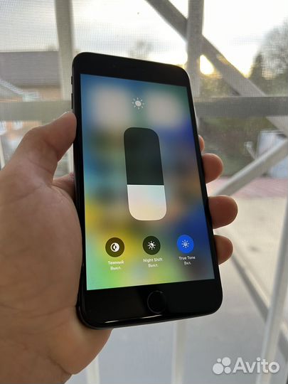 iPhone 8 Plus, 64 ГБ