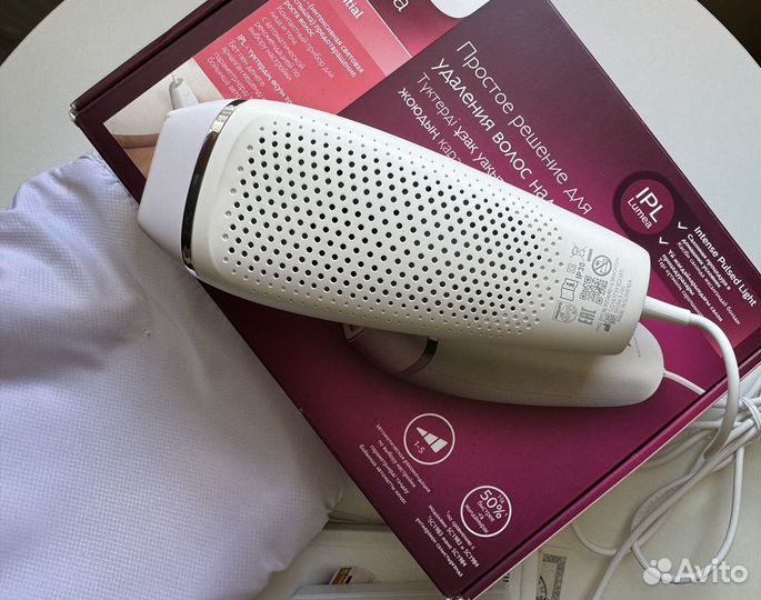 Фотоэпилятор Philips Lumea Bri863