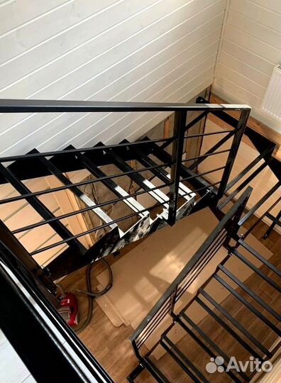 Винтовая лестница под ключ