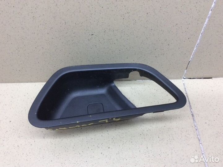Накладка ручки внутренней Hyundai Solaris седан