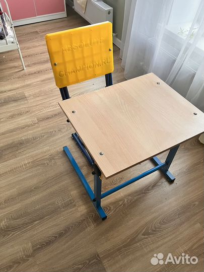 Растущая парта и стул