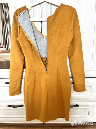 Платье женское