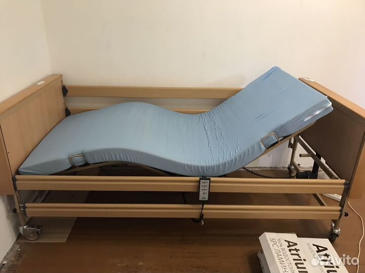 Медицинская кровать с электроприводом