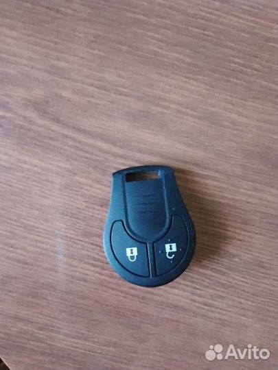 Чип ключ Ниссан Джук,Центра