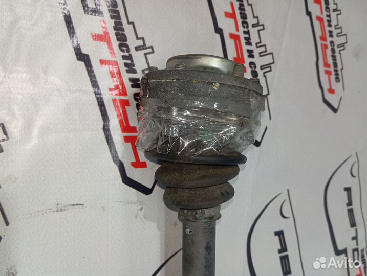 Привод BMW. N46B20B N46B20BD N46B20C N46B20CC 1-series 3-series. E90 E91 E92 E93 задний левый внешня