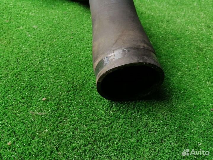 Патрубок интеркулера Jeep Commander