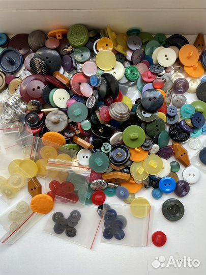 Рукодельницам Пуговицы в ассортименте