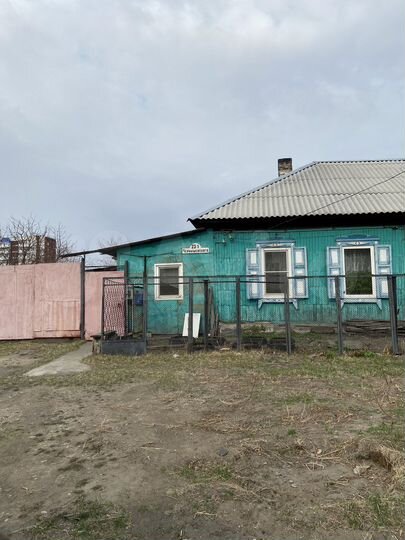 Дом 52 м² на участке 5 сот.