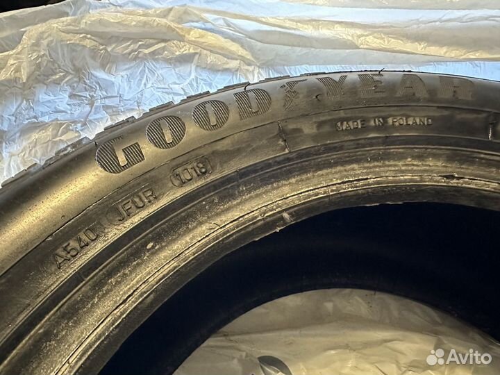 Goodyear Ultragrip Ice Arctic 225/50 R17 98T