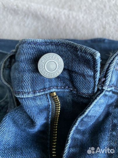 Джинсы levis