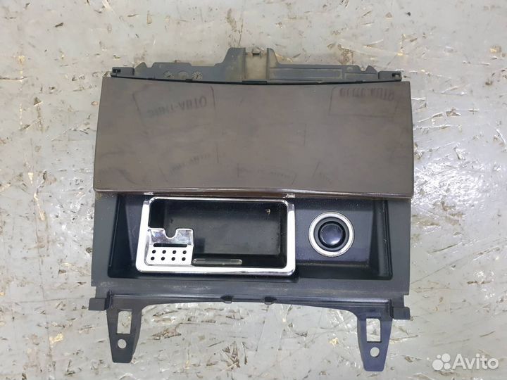 Пепельница прикуриватель Mercedes W212 E
