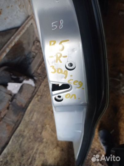 Дверь 3B5833052AB задняя правая пассат б5