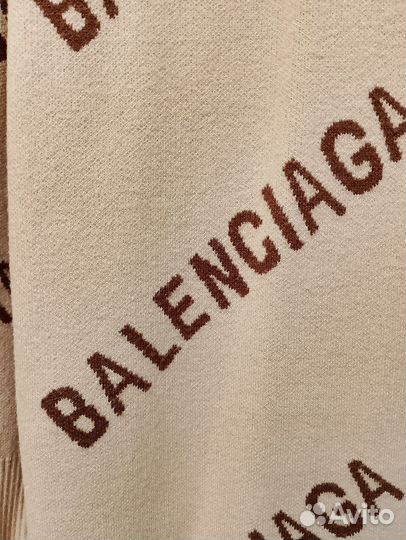 Платье свитер Balenciaga