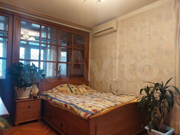 3-к. квартира, 72 м², 2/5 эт.