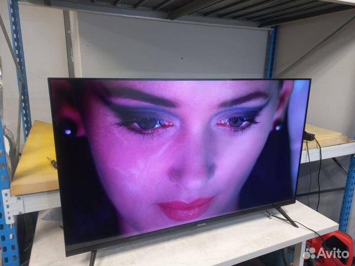 Телевизор samsung