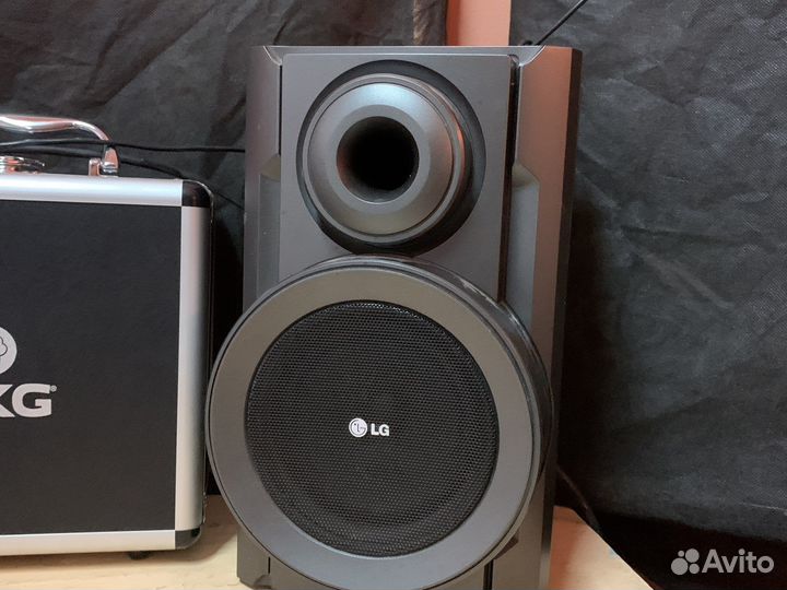 LG mini hi-fi system MCD-U23