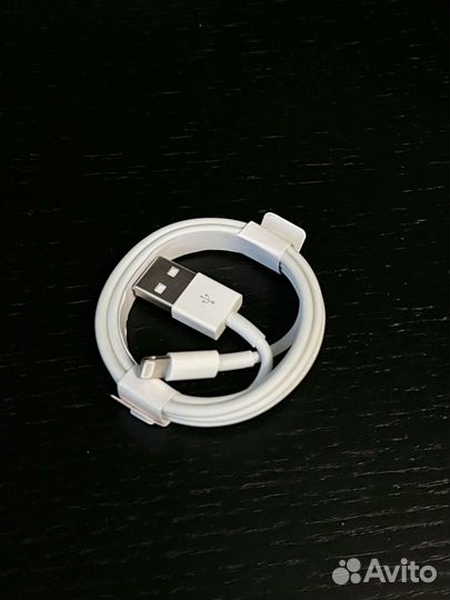 Зарядный кабель на iPhone новый 1 метр