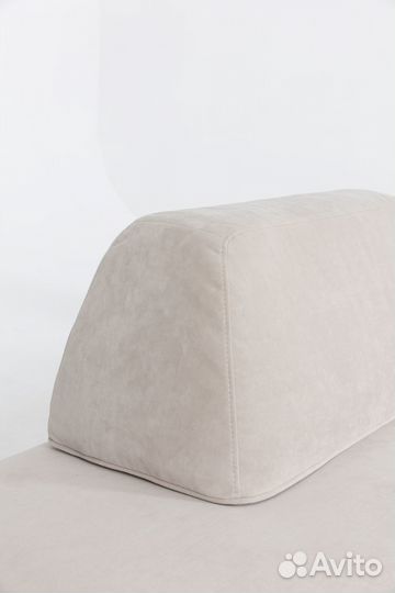 Диван прямои 4400х1700 мм