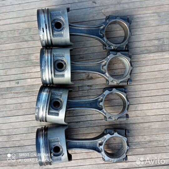 Toyota 2CT шатуны с поршнями
