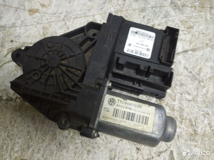 Моторчик стеклоподъёмника Skoda Octavia 2004-2013