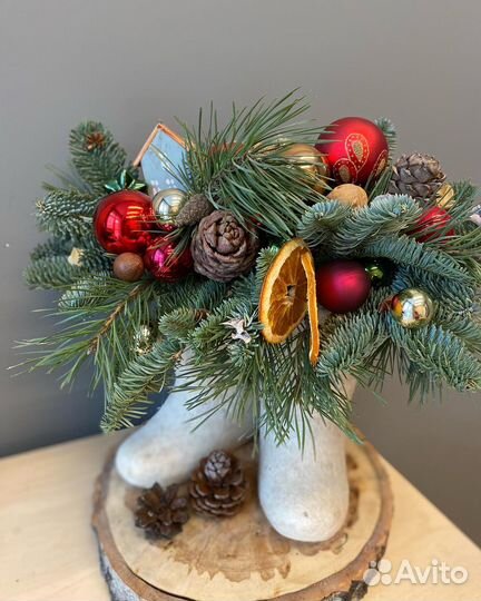 Новогодняя композиция в валеночках