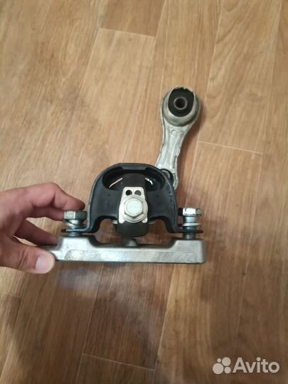 Усиленная подушка двигателя Лада Веста с 