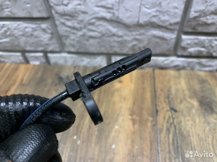 Honda CR-V Датчик ABS задний левый и правый