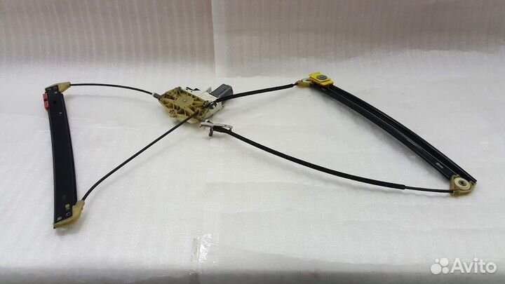 Стеклоподъемник правая передняя Audi A6 C6