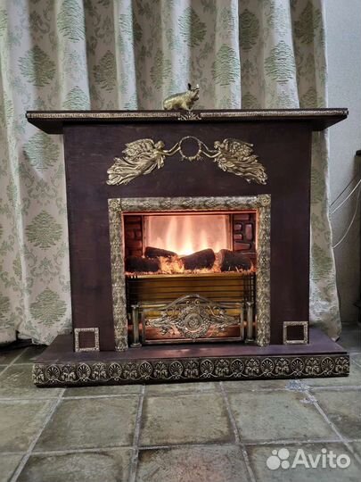 Каминный портал, бронза. Камин