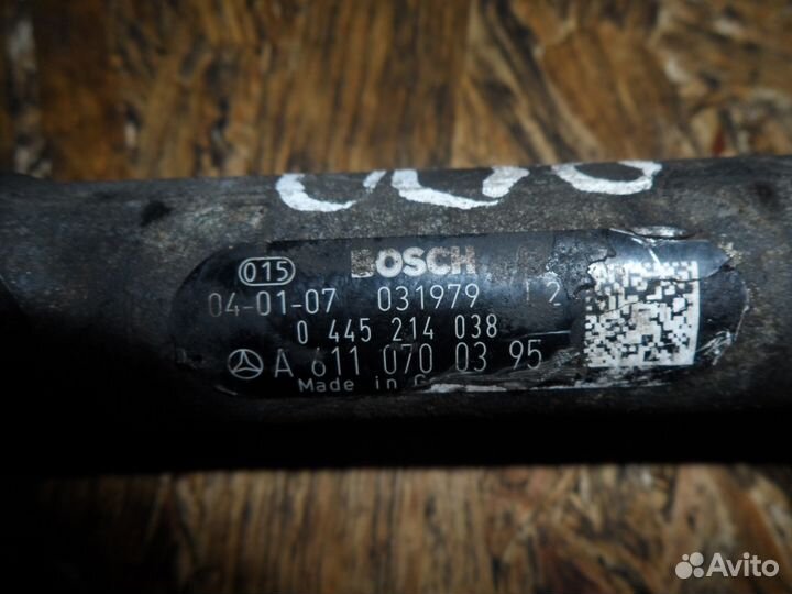 Топливная рейка A6110700395 Mercedes