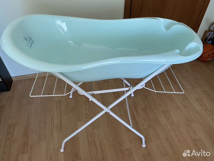 Подставка с ванной