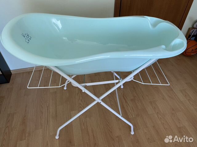 Подставка с ванной