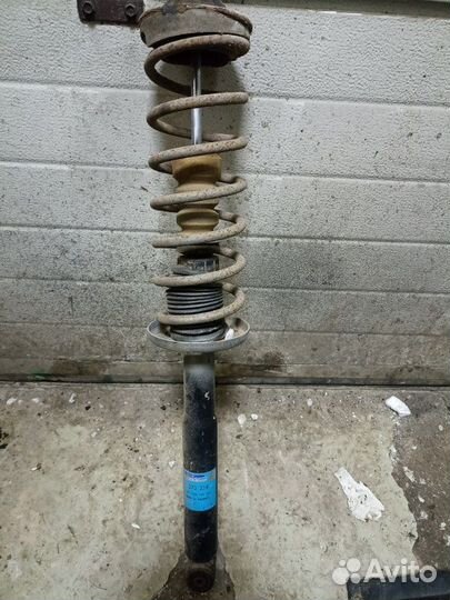 Стойка подвески задняя левая Chery Very хэтчбек