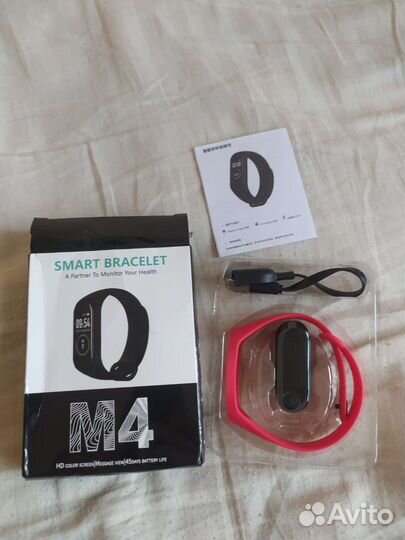 Смарт часы бэнд м4