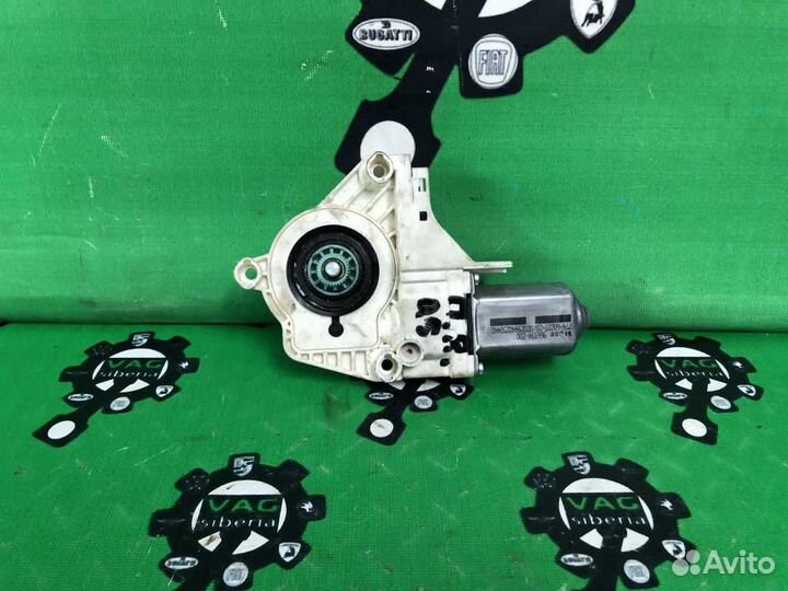 Мотор стеклоподъёмника передний правый 8K0959802A