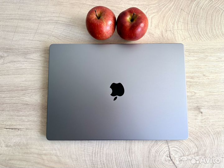 Новый MacBook Pro 16