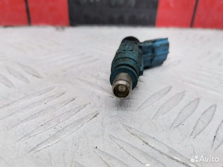 Форсунка Toyota Corolla Verso рест. 2006