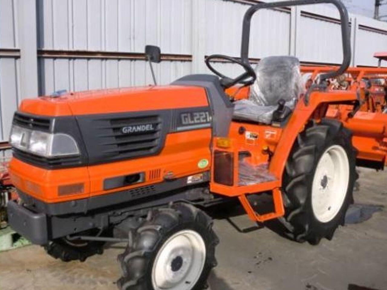 Kubota GL221
