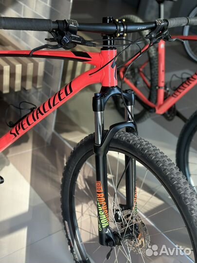 Горный велосипед specialized rockhopper
