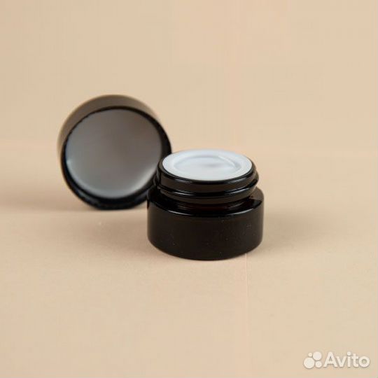 Банки из коричневого стекла с внутренней крышкой