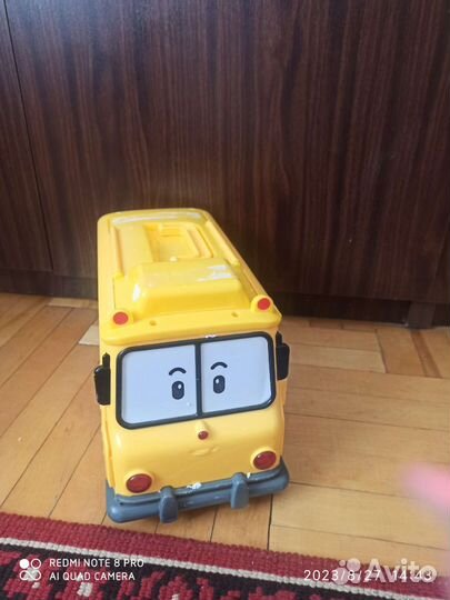 Игрушка автобус
