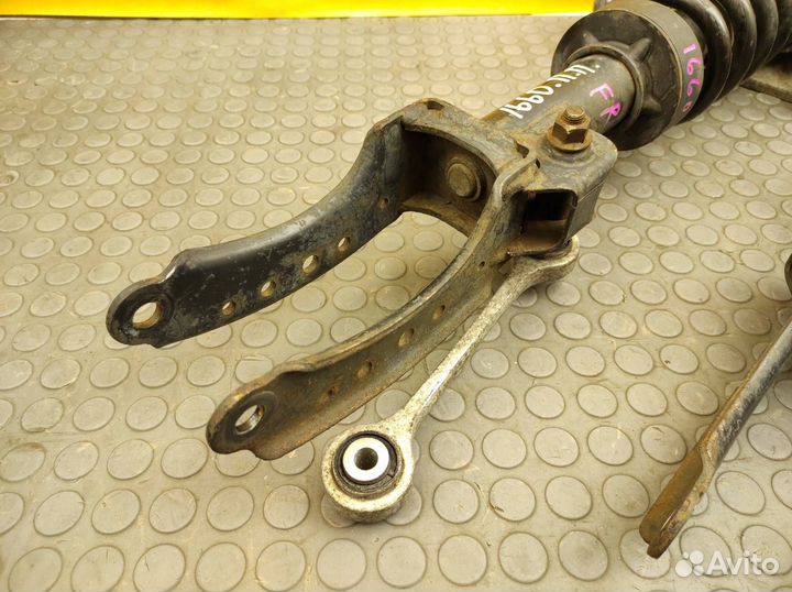 Амортизаторы комплект передние Porsche Cayenne 957