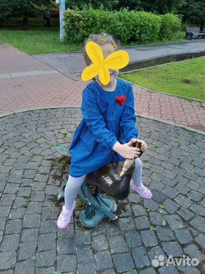 Платье для девочки джинсовое/нарядное 116р хб