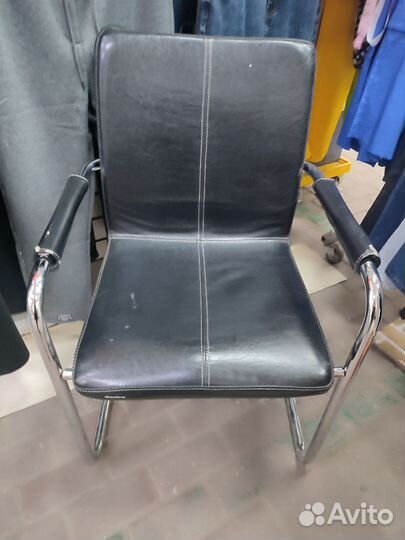 Офисный стул