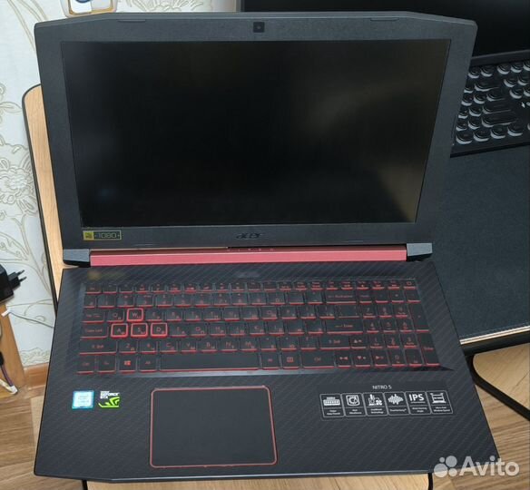 Acer Nitro 5 AN515-52-56Z7