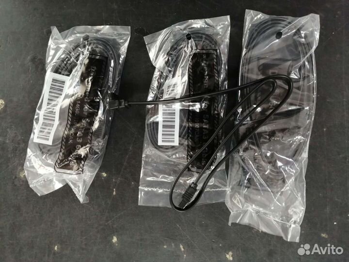 SATA кабель для жесткого диска